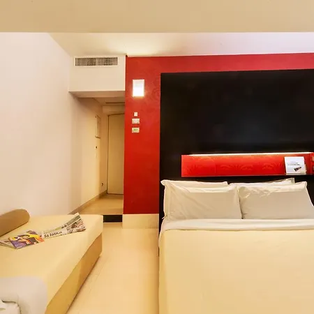 Savoy 4*