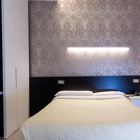Hotel Savoy