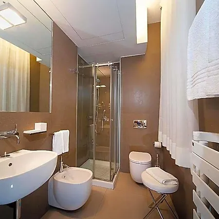 Hotel Savoy